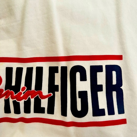 Tommy Hilfiger Short Sleeve Hoodie - Picture 2 of 6